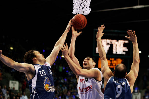 方面展现了 方面展现了